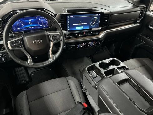 Used 2025 Chevrolet Silverado 1500 RST w/ Redline Edition AWD/4WD image 13