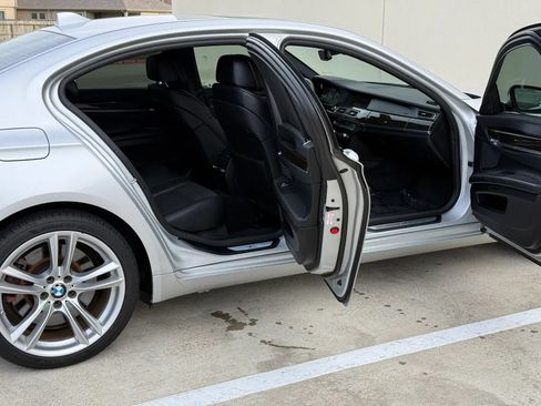 Used 2012 BMW 750i RWD image 20