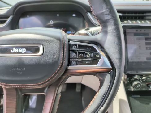 Used 2022 Jeep Grand Cherokee Summit AWD/4WD image 22