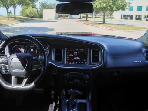 Used 2020 Dodge Charger Scat Pack w/ Dynamics Package RWD image 24