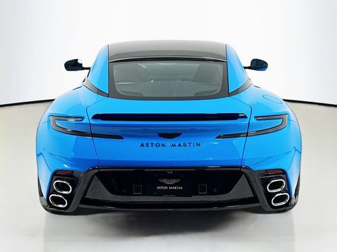 Used 2026 Aston Martin DB12 Coupe RWD image 6