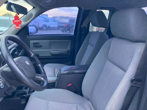 Used 2010 Dodge Dakota ST AWD/4WD image 4