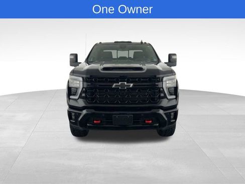 Used 2024 Chevrolet Silverado 2500 ZR2 image 4