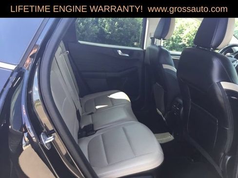 Used 2021 Ford Escape Titanium AWD/4WD image 29