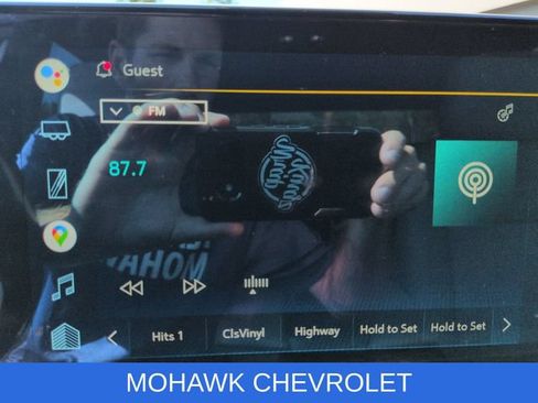 Used 2022 Chevrolet Silverado 1500 LT AWD/4WD image 13