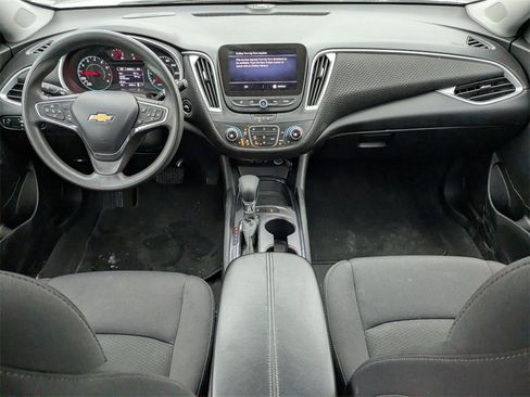 Used 2024 Chevrolet Malibu LT image 33