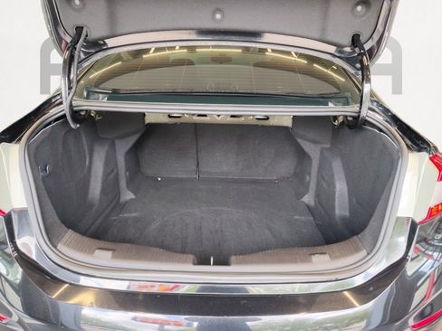 Used 2017 Chevrolet Cruze LT w/ Sun And Sound Package image 13