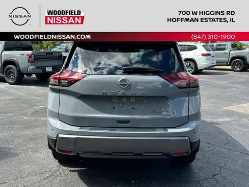Used 2024 Nissan Rogue SL AWD/4WD image 5