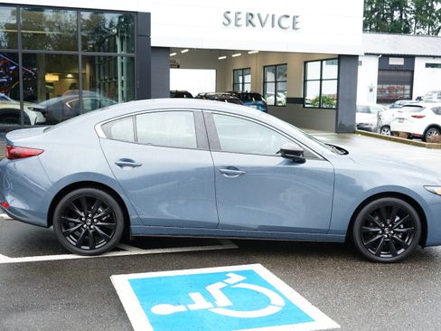 Used 2025 MAZDA MAZDA3 s image 2