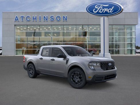 New 2025 Ford Maverick XLT w/ XLT Luxury Package image 7