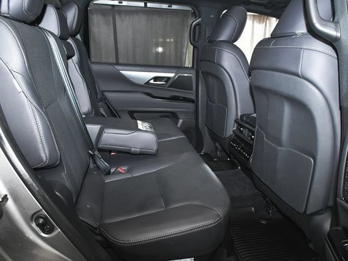 Used 2023 Lexus LX 600 F Sport w/ Accessory Package (Z1) AWD/4WD image 59