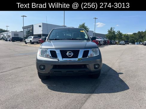 Used 2018 Nissan Frontier SV w/ Value Truck Package RWD image 2