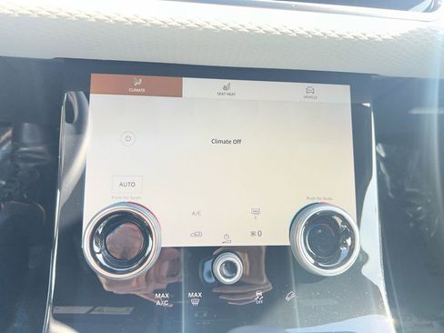 Used 2023 Land Rover Range Rover Evoque S image 21