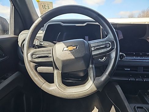 Used 2024 Chevrolet Colorado W/T image 6