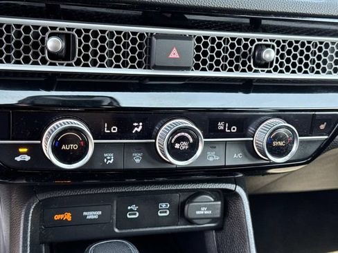 Used 2025 Honda Civic Sport image 14