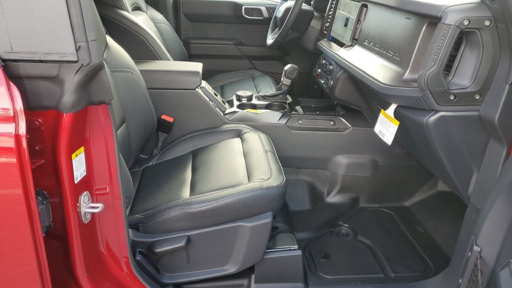 Used 2025 Ford Bronco Big Bend AWD/4WD image 18
