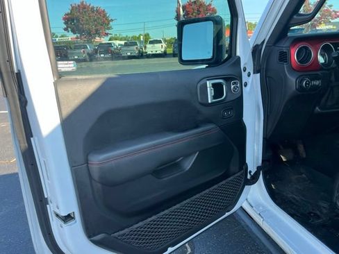 Used 2020 Jeep Gladiator Rubicon AWD/4WD image 5