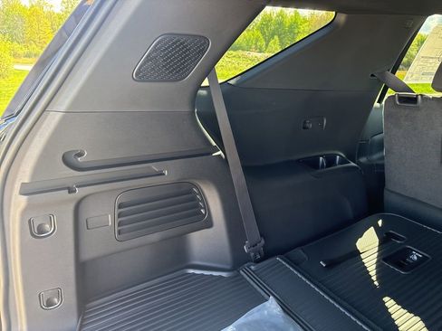 New 2026 Chevrolet Traverse LT w/ Midnight/Sport Edition FWD image 50