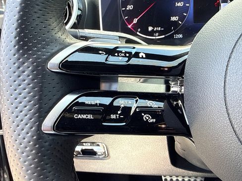 Used 2023 Mercedes-Benz C 300 4MATIC Sedan image 32