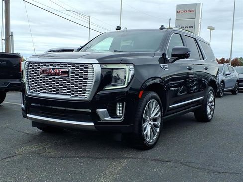 Used 2022 GMC Yukon Denali image 3