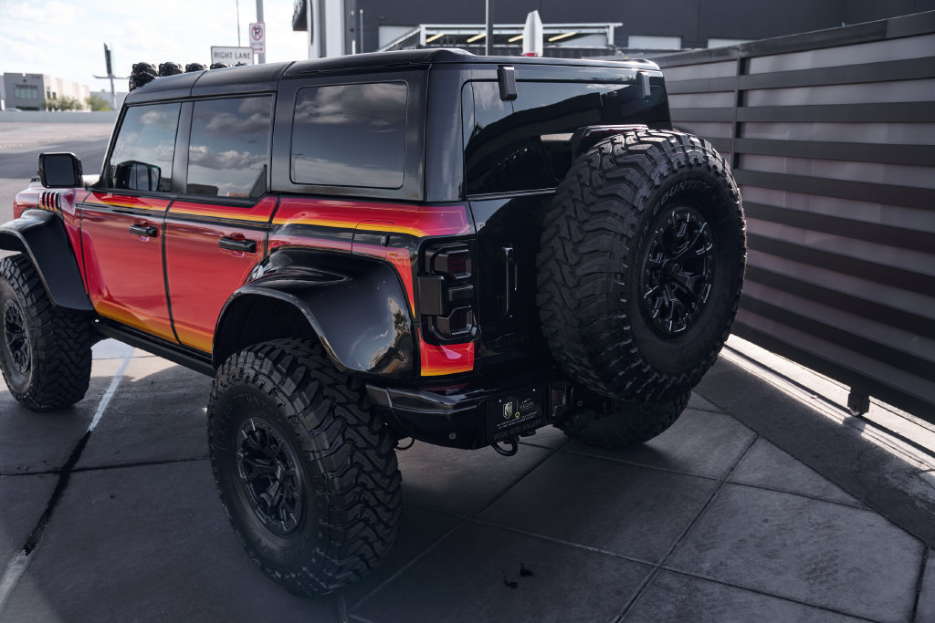 Used 2023 Ford Bronco Raptor AWD/4WD image 9