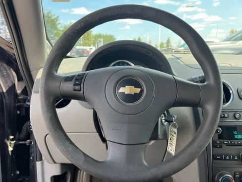 Used 2010 Chevrolet HHR LT FWD image 12