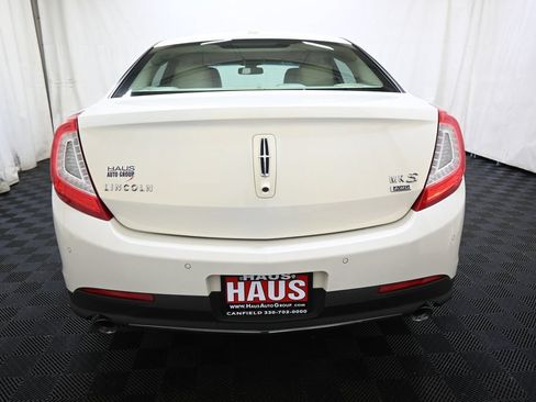 Used 2013 Lincoln MKS AWD image 18