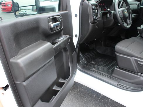 Used 2025 Chevrolet Silverado 2500 W/T w/ WT Convenience Package AWD/4WD image 21