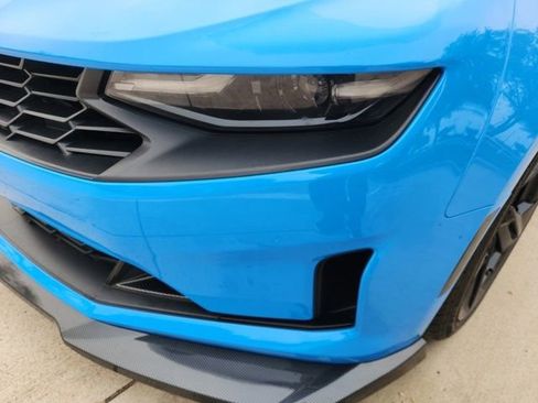 Used 2022 Chevrolet Camaro LT w/ Technology Package image 8