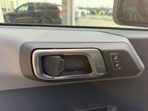 Used 2023 Ford Bronco Big Bend image 18