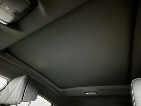 New 2026 BMW X6 xDrive40i w/ Climate Comfort Package image 23