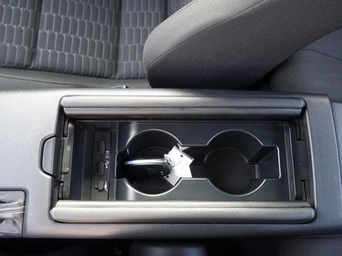 Certified 2025 Toyota GR86 Base w/ ALL Weather Mat Package (TMS) image 30