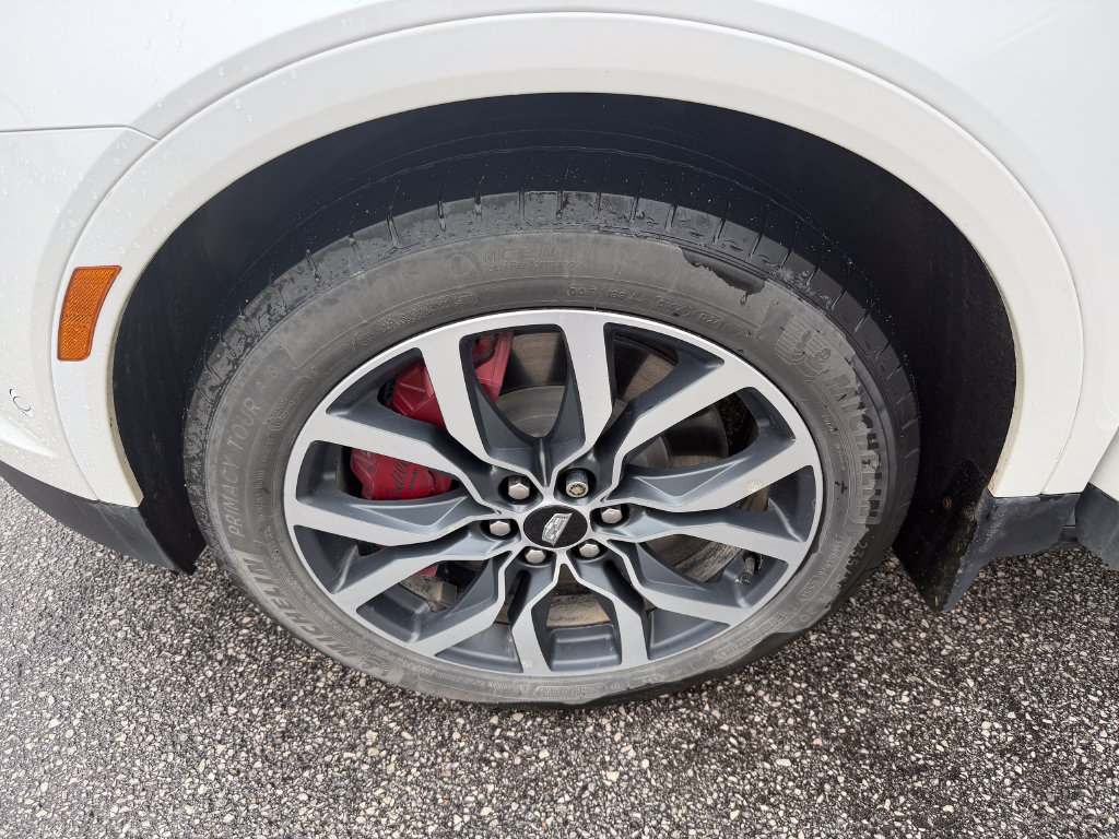 Used 2024 Cadillac XT5 Sportv w/ Platinum Package AWD/4WD image 32