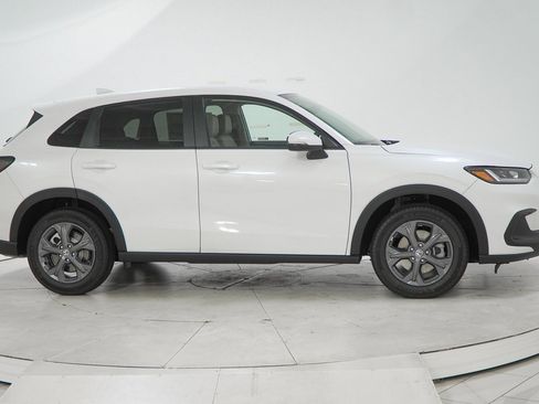 New 2026 Honda HR-V LX image 12