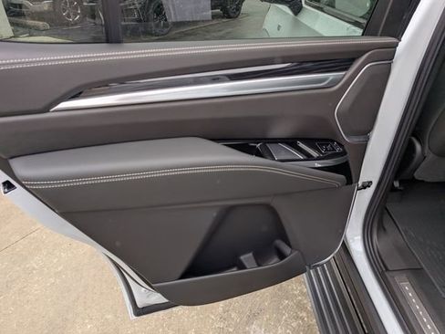 New 2026 Cadillac Escalade Sport w/ Touring Package AWD/4WD image 10