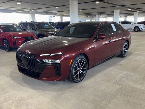 Used 2023 BMW 740i 740i image 4