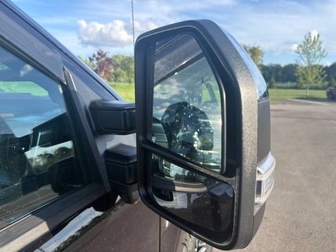 Used 2021 Ford F150 Lariat w/ Equipment Group 502A High AWD/4WD image 7