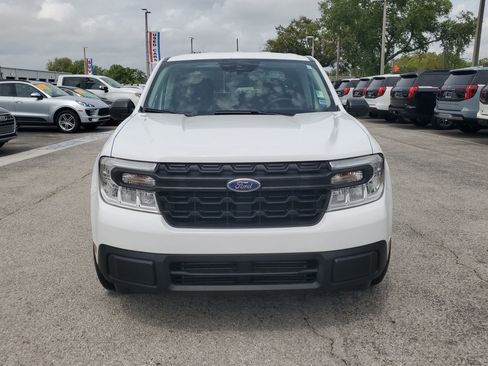 Used 2022 Ford Maverick XL image 2