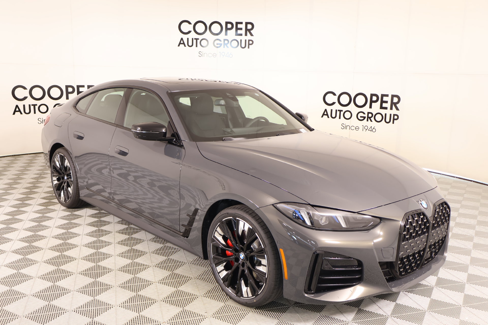 New 2026 BMW 430i xDrive w/ M Sport Package AWD/4WD image 1