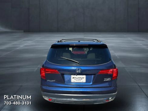 Used 2017 Honda Pilot Touring image 8