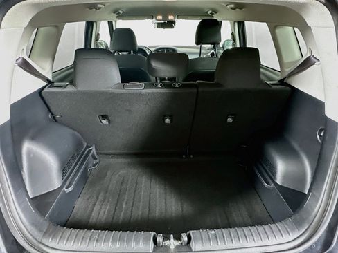Used 2025 Kia Soul LX w/ LX Technology Package FWD image 27