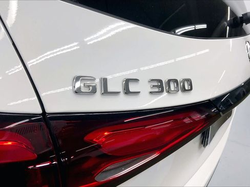 Used 2026 Mercedes-Benz GLC 300 image 14