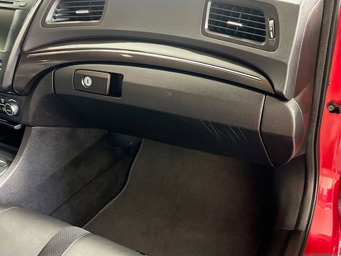 Used 2020 Acura ILX image 32