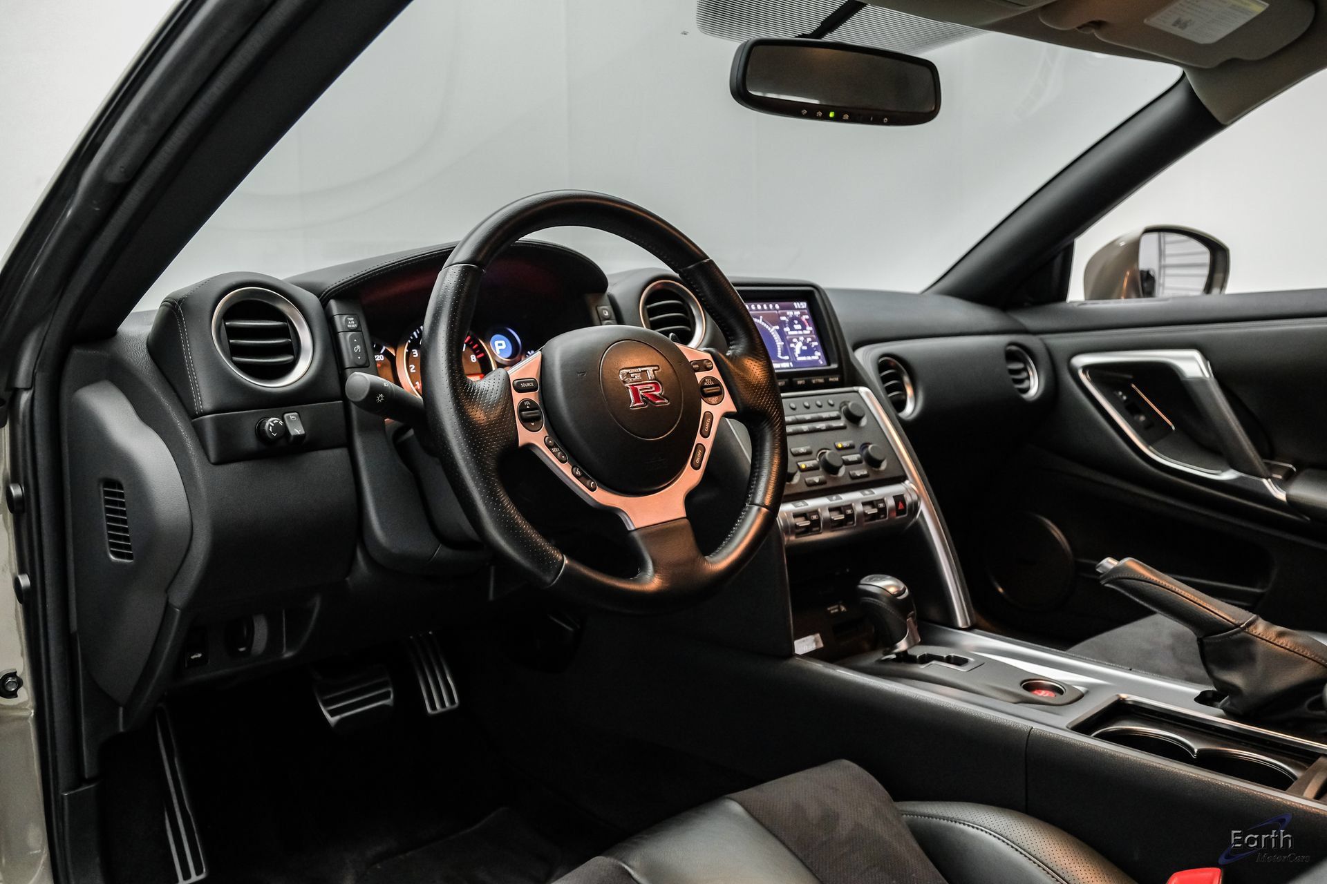Used 2009 Nissan GT-R Premium AWD/4WD image 47