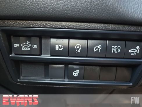 New 2026 Toyota Tundra Limited AWD/4WD image 18