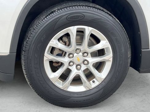 Used 2020 Chevrolet Traverse LT FWD image 23