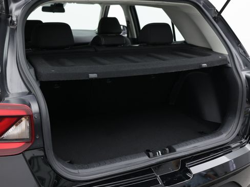 Used 2024 Hyundai Venue SEL FWD image 33