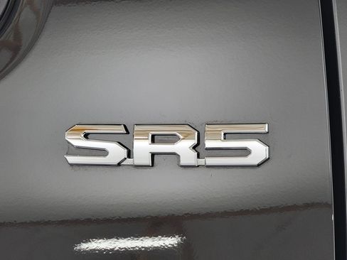 Certified 2024 Toyota Tacoma SR5 AWD/4WD image 8