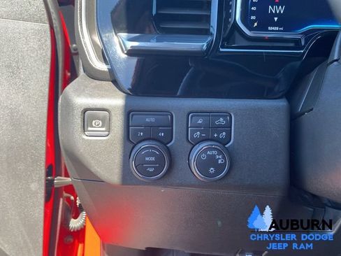 Used 2023 Chevrolet Silverado 1500 LT w/ Convenience Package II AWD/4WD image 38