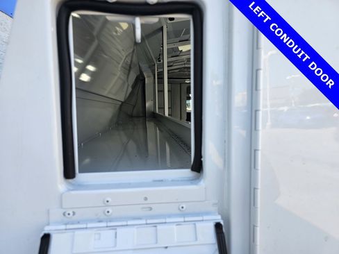 New 2025 Chevrolet Express 3500 w/ Power Convenience Package image 15
